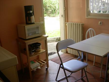 Acc�s au jardin depuis la cuisine